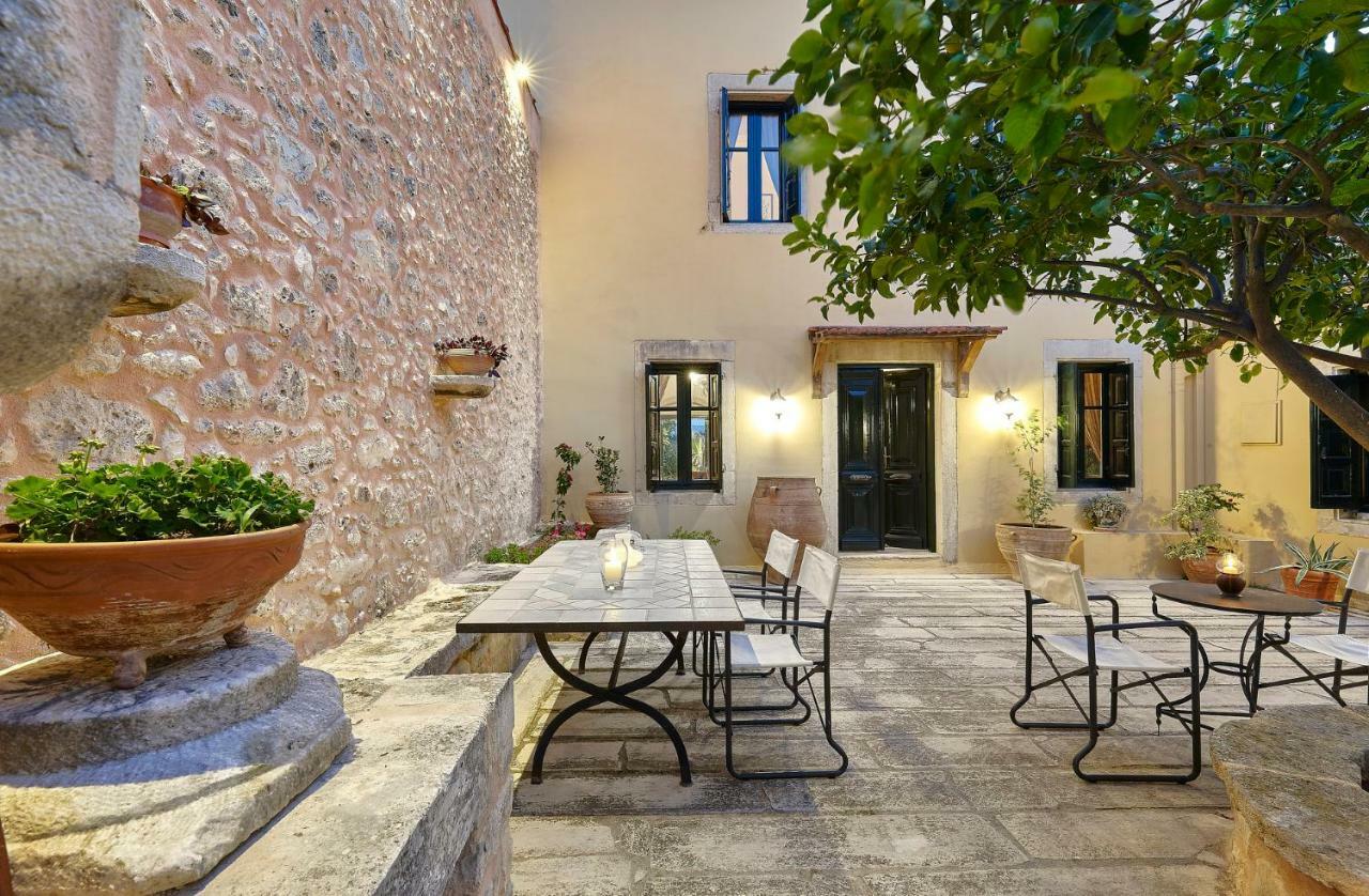 Castello Villa Daphnes - Private Pool & Whirlpool Dhafnes Exterior foto