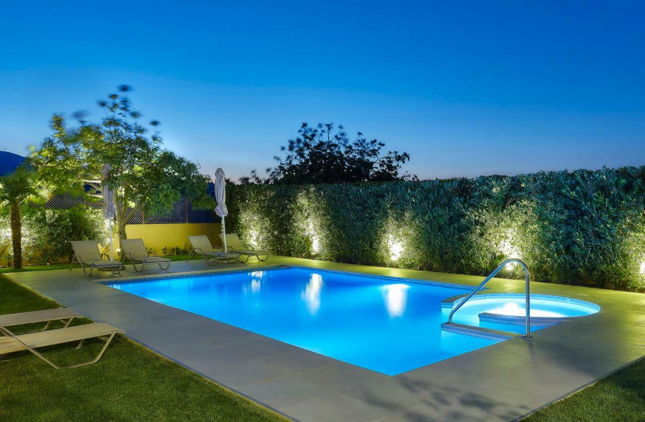 Castello Villa Daphnes - Private Pool & Whirlpool Dhafnes Exterior foto